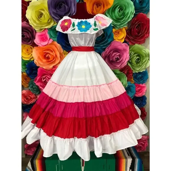 Mexican long skirt single circle waist has 4 ties that adjust to your waist